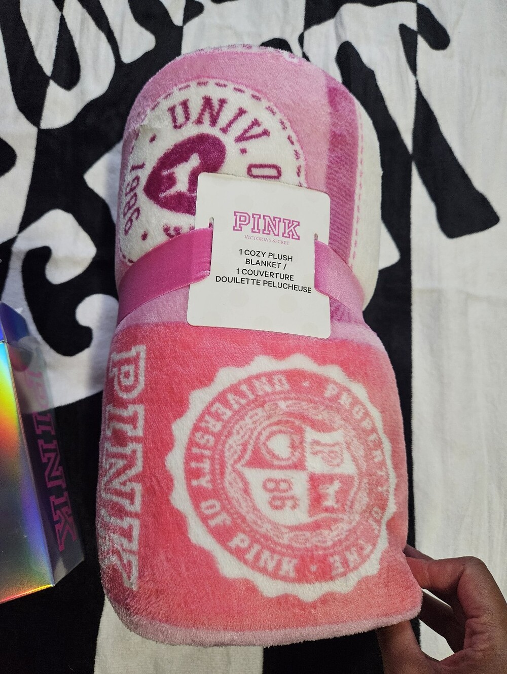 Vs Pink Blancket